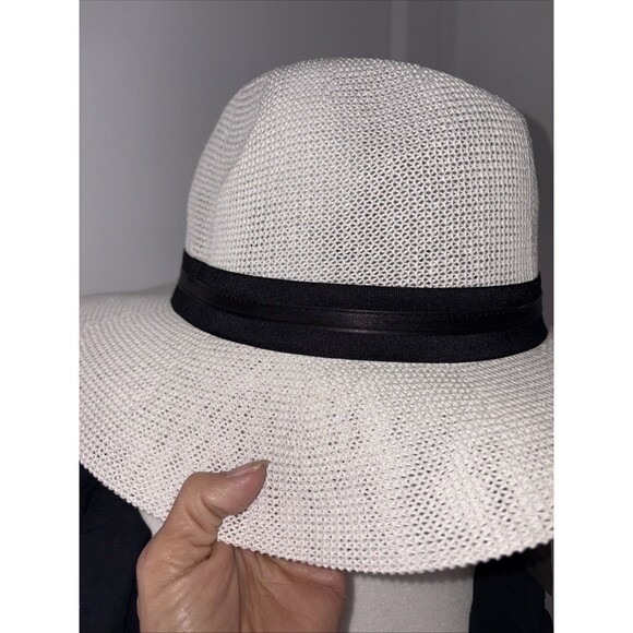 Vince Camuto Adjustable Off white Hat With Black Band Brand New Stylish - Picture 8 of 9